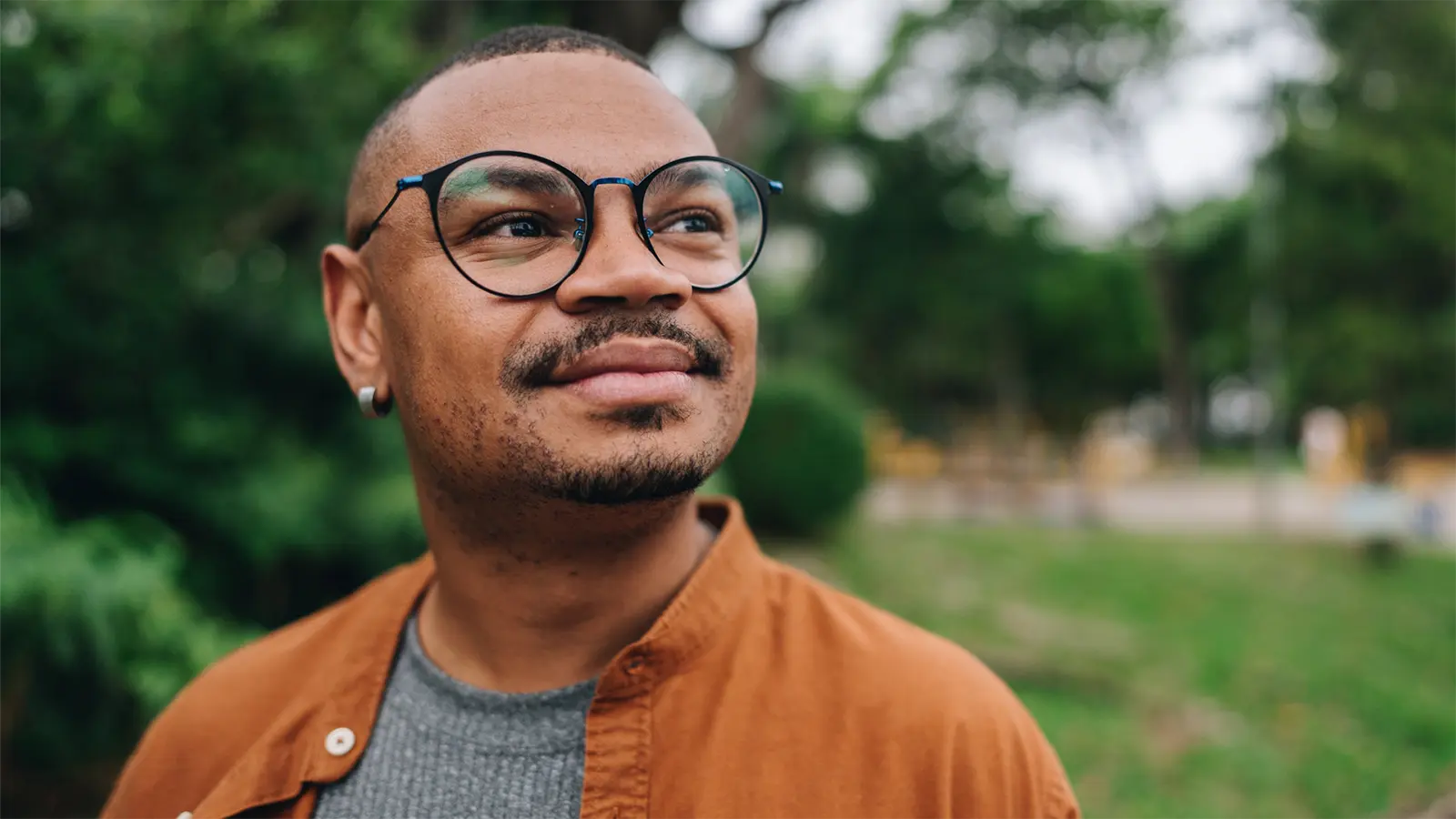 A man wearing eyeglasses