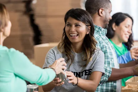 volunteer-leader-giving-instructions