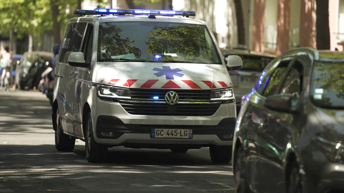 A French ambulance in a Parisian street